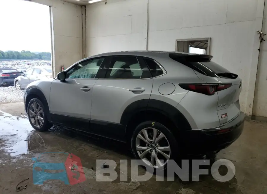 3MVDMBBL3MM215317 Photo# 2