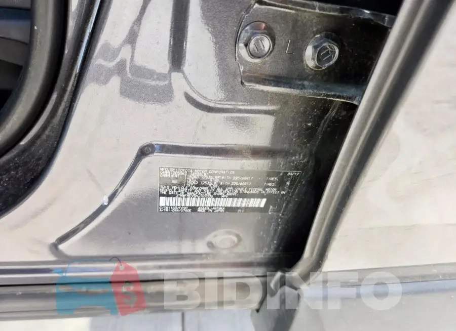 JTMWFREV5HJ707036 Photo# 13