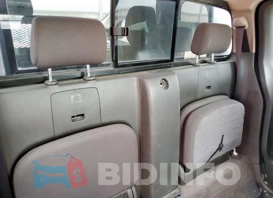 1N6BD0CT8JN728170 Photo# 10