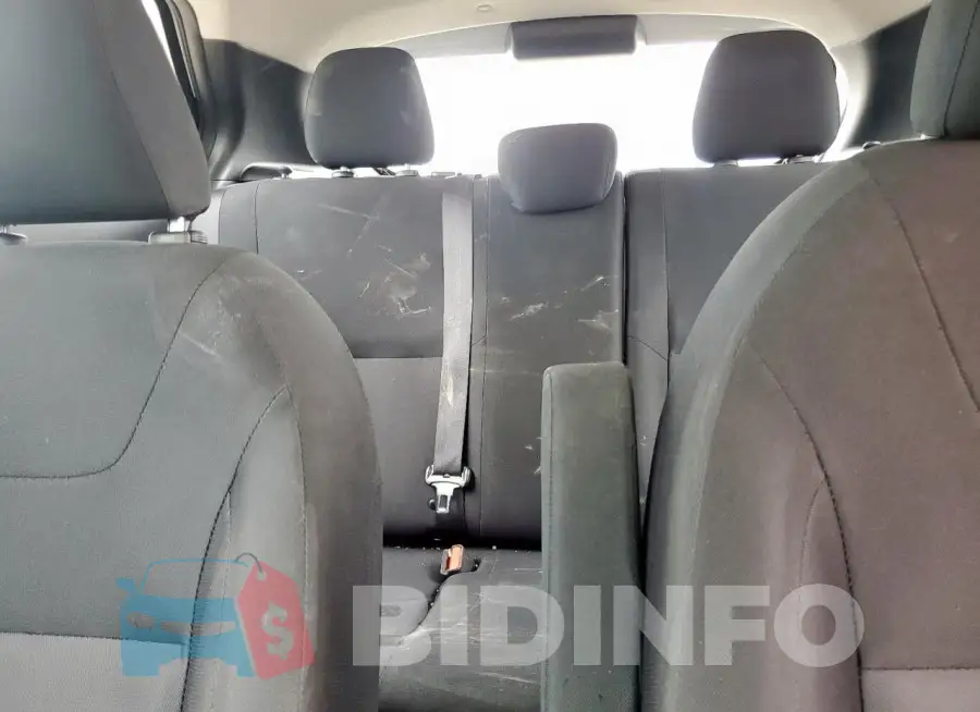 3N1CP5BV3RL470850 Photo# 10