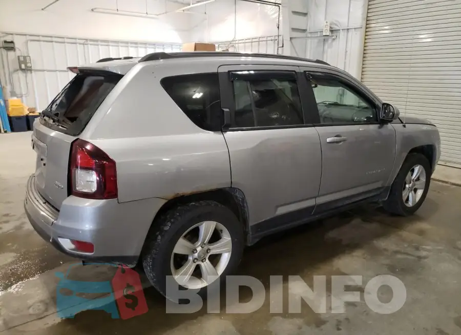 1C4NJDAB1HD179700 Photo# 3
