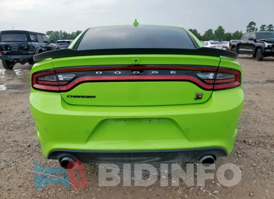 2C3CDXGJ4PH572143 Photo# 6