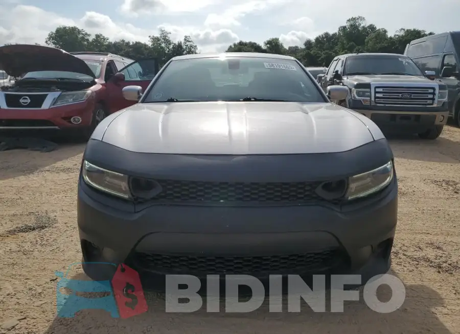 2C3CDXHG6GH218742 Photo# 5