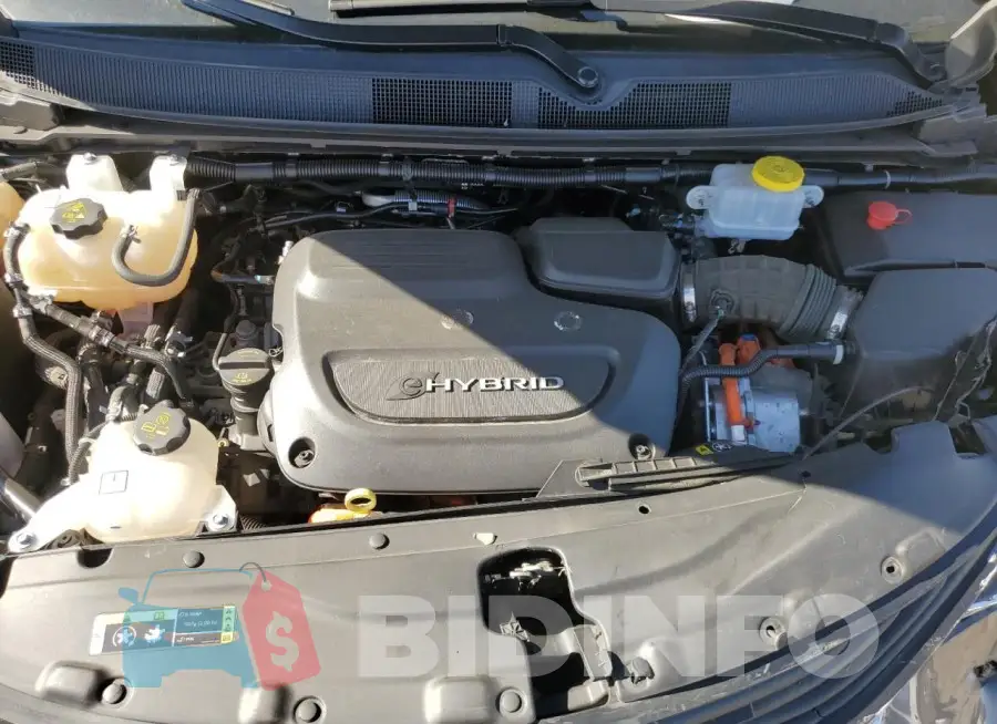 2C4RC1N7XKR551216 Photo# 12