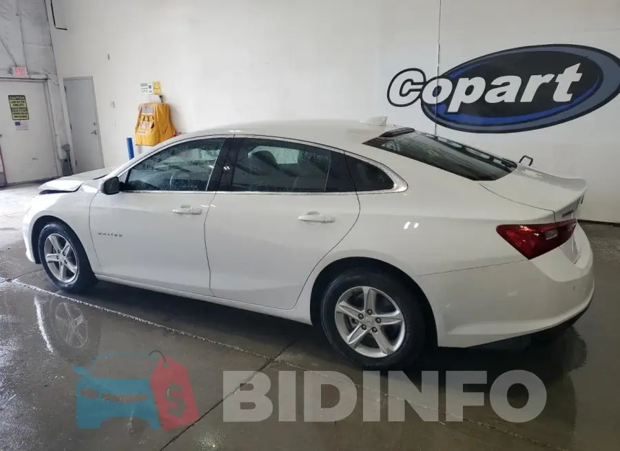 1G1ZD5ST3RF131748 Photo# 2