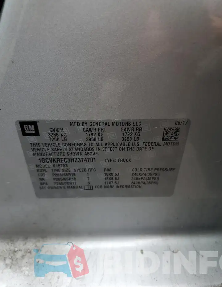 1GCVKREC3HZ374701 Photo# 12