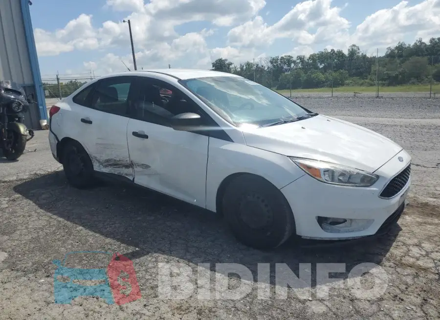 1FADP3E29GL207557 Photo# 4