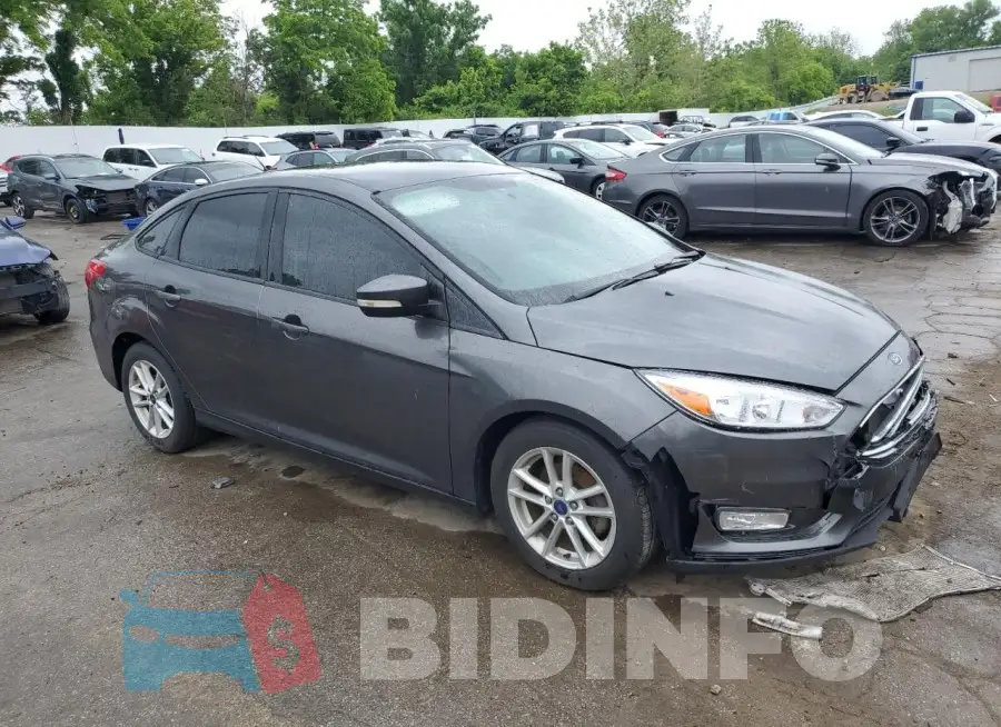 1FADP3F28GL335819 Photo# 4