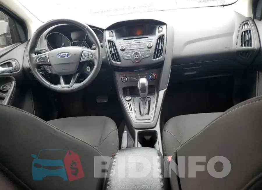 1FADP3F28GL335819 Photo# 8