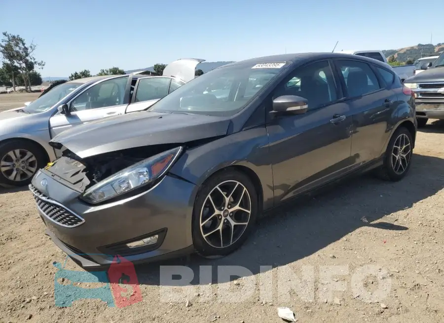 1FADP3M2XJL293616 Photo# 1