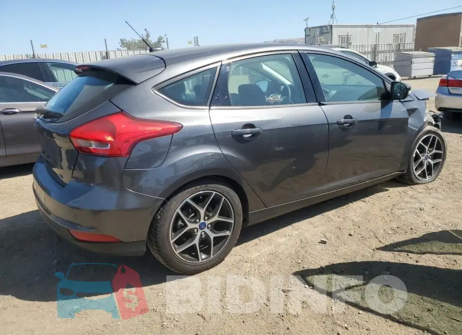 1FADP3M2XJL293616 Photo# 3