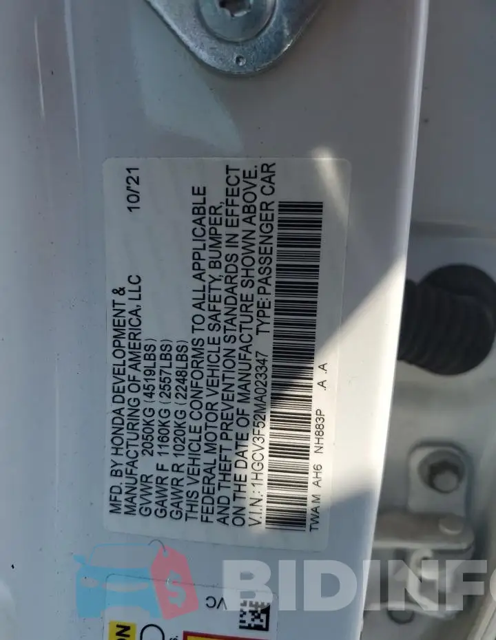 1HGCV3F52MA023347 Photo# 12