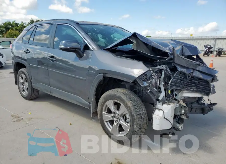 2T3W1RFV2PC226174 Photo# 4