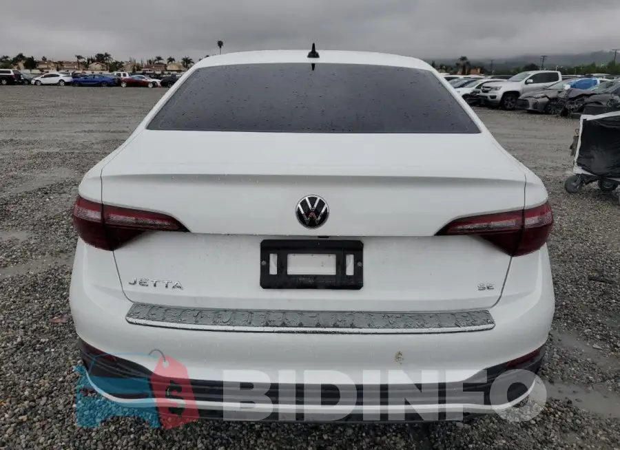 3VW7M7BU2RM047243 Photo# 6