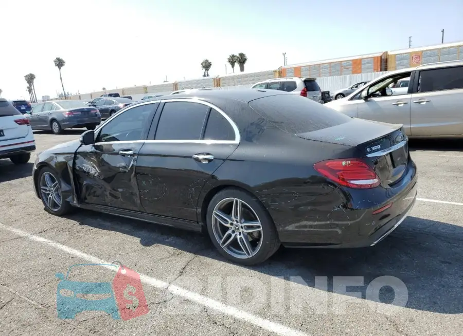 WDDZF4JB2KA623409 Photo# 2