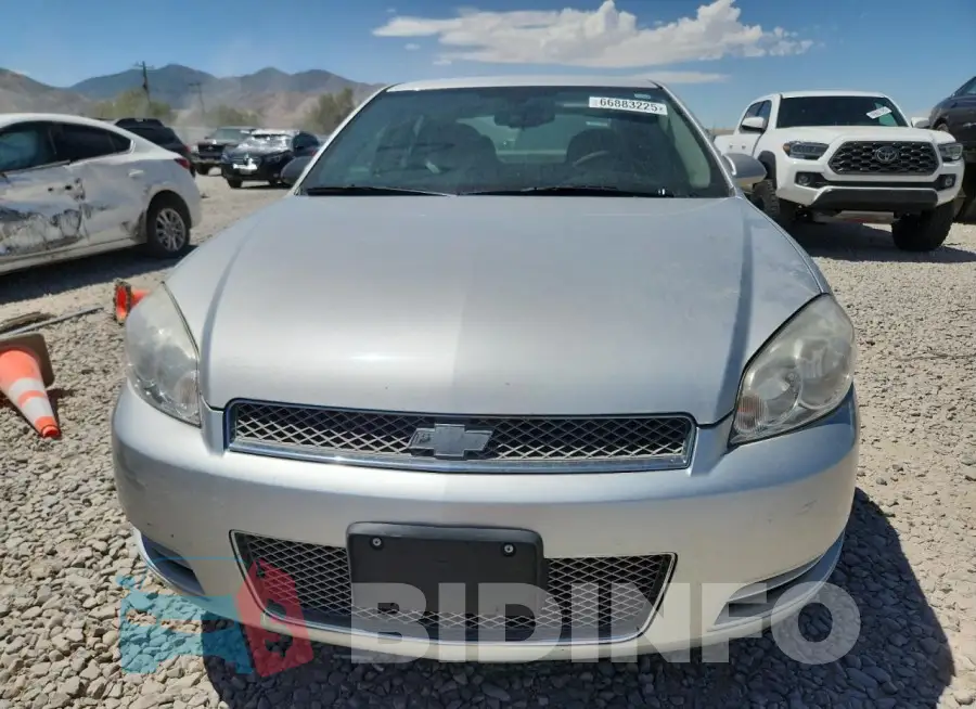 2G1WB5E35G1178577 Photo# 5