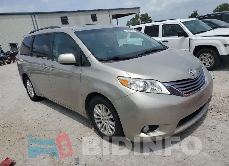 5TDYK3DCXGS748717 Photo# 4
