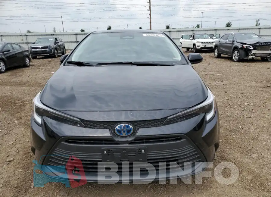 JTDBCMFE7R3052442 Photo# 5