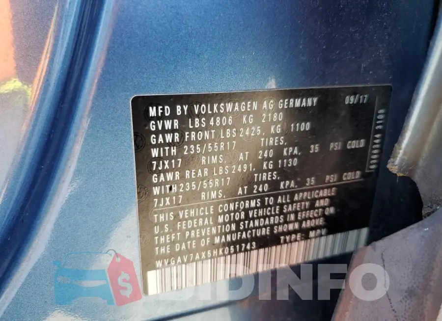 WVGAV7AX5HK051743 Photo# 13