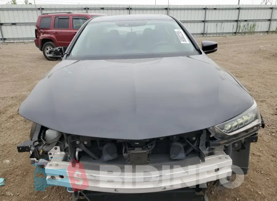 19UUB2F35KA001149 Photo# 5