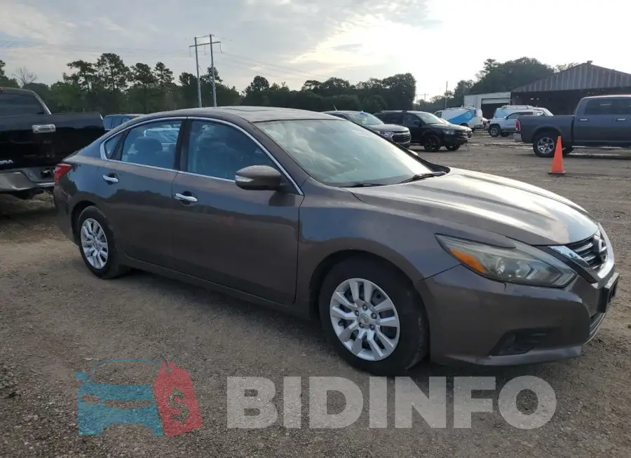 1N4BL3AP8GC131723 Photo# 4