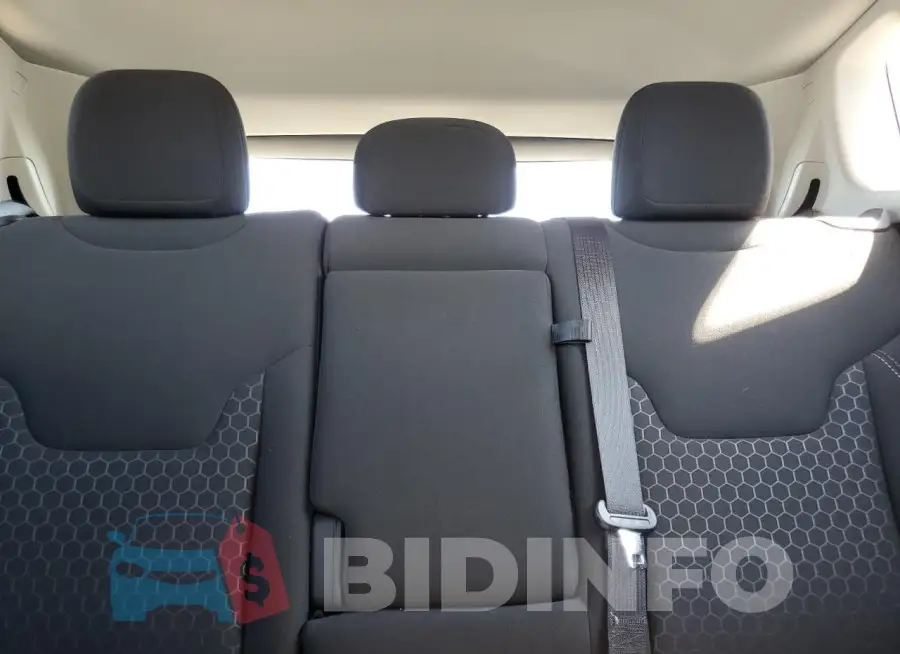 3C4NJDAB9LT210145 Photo# 10