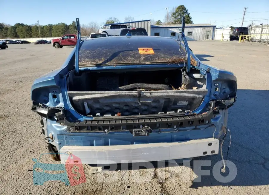 2C3CDXCT2PH673589 Photo# 6