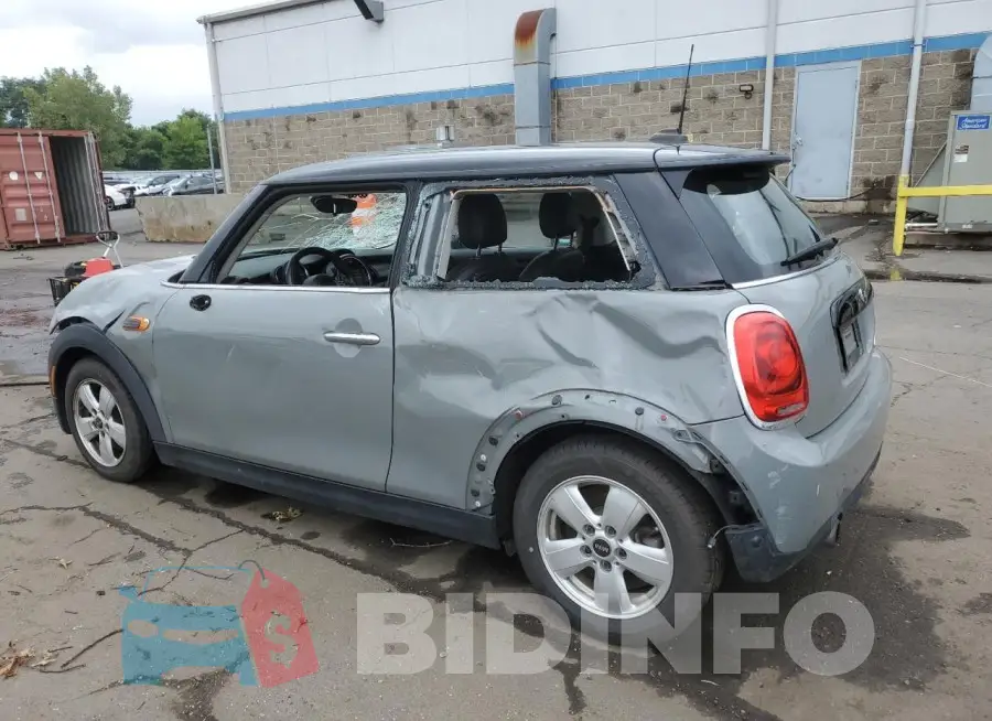 WMWXP5C58J2G61490 Photo# 2