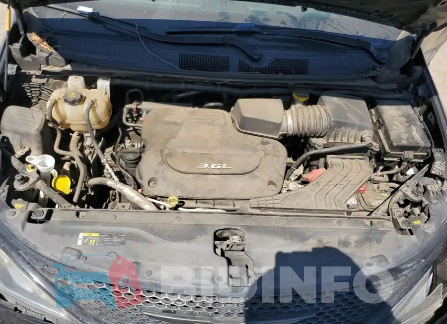 2C4RC1GG3KR527725 Photo# 12