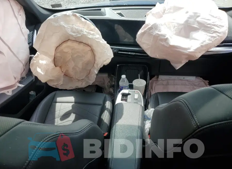 WBX73EF0XP5W13866 Photo# 8