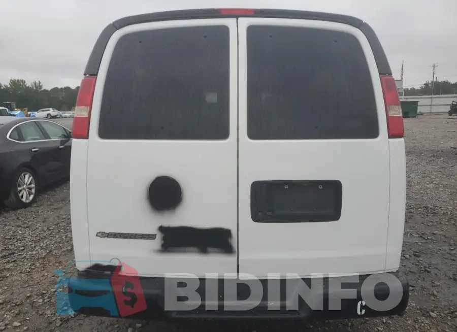 1GAZGNFPXJ1224997 Photo# 6