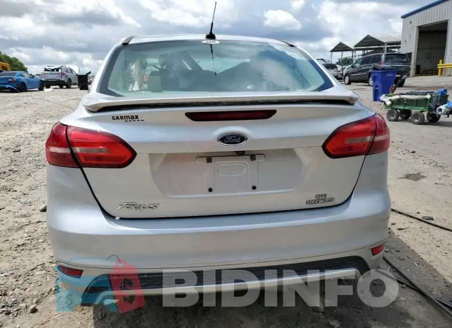1FADP3F20GL356213 Photo# 6