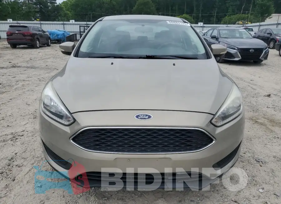 1FADP3F24GL335977 Photo# 5
