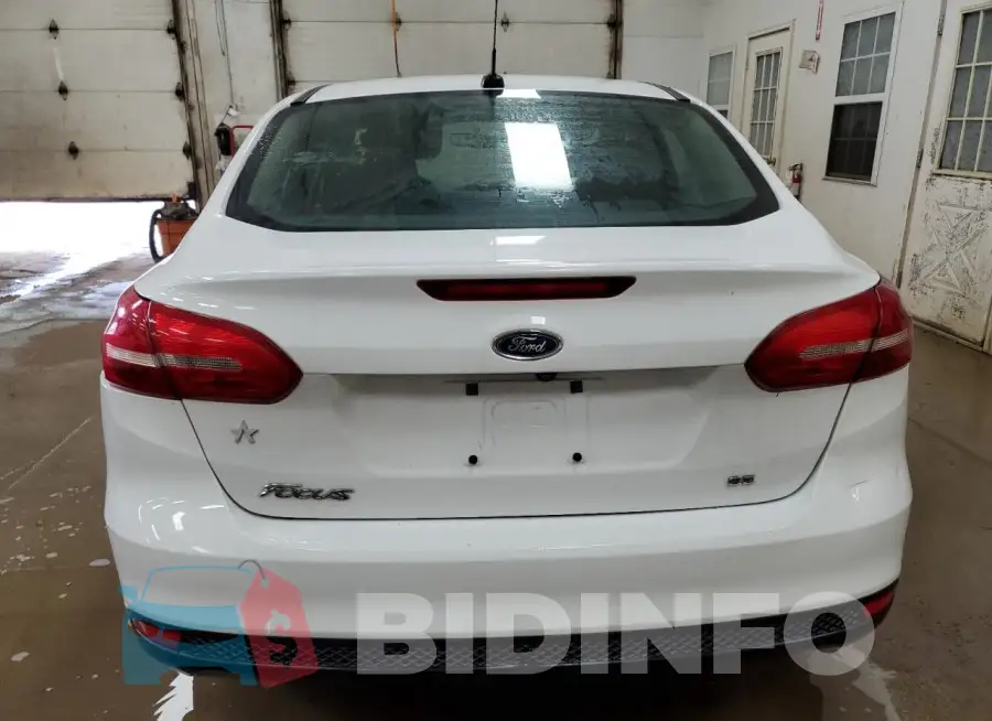 1FADP3F2XHL329991 Photo# 6