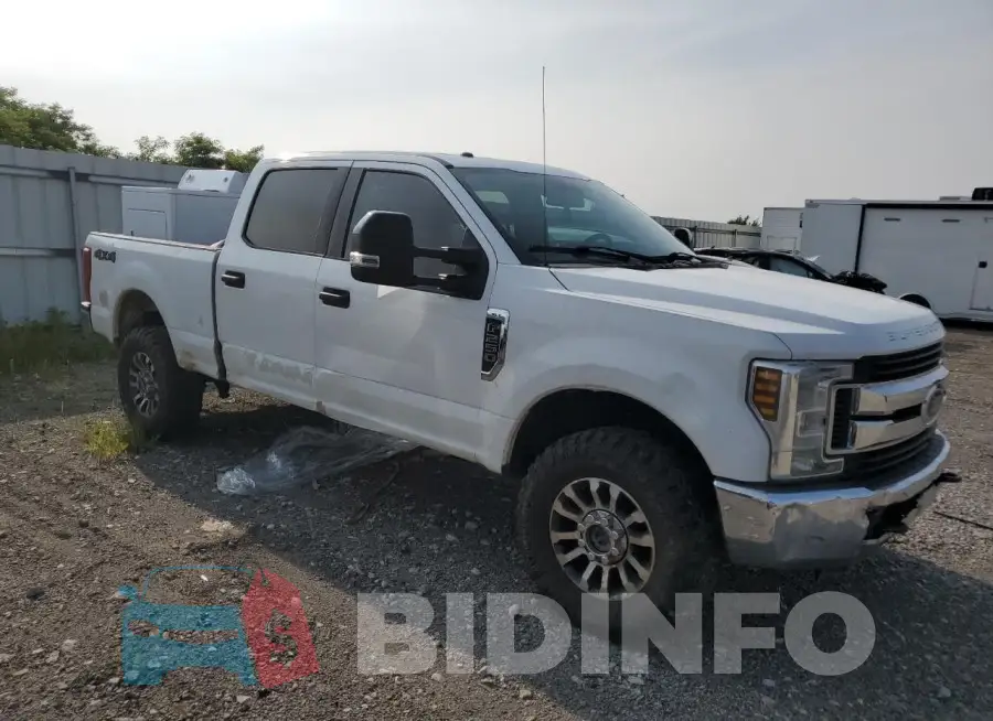 1FT7W2B67JEB83766 Photo# 4