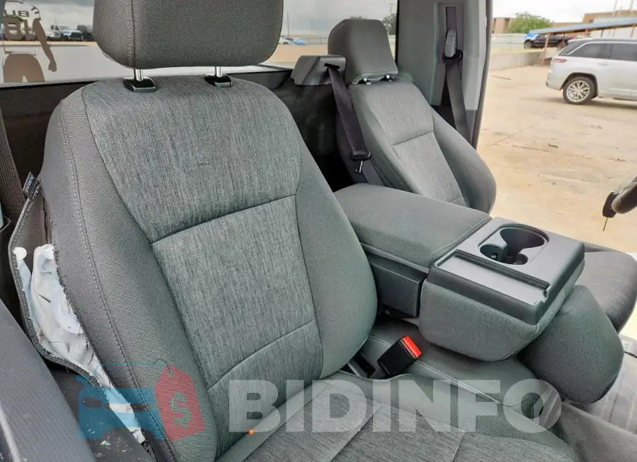 1FTMF1L55RKD04729 Photo# 10
