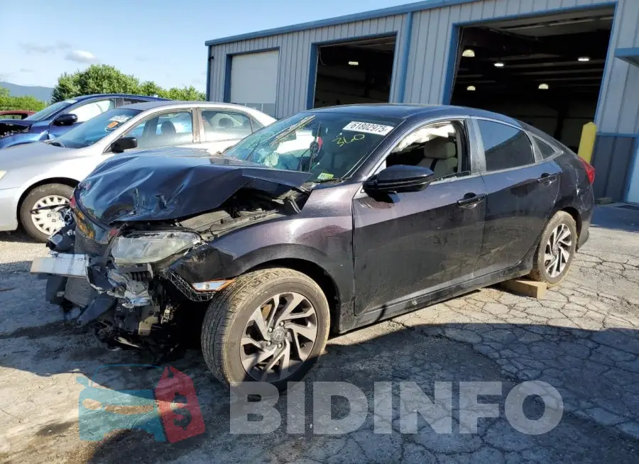 19XFC2F74HE227468 Photo# 1