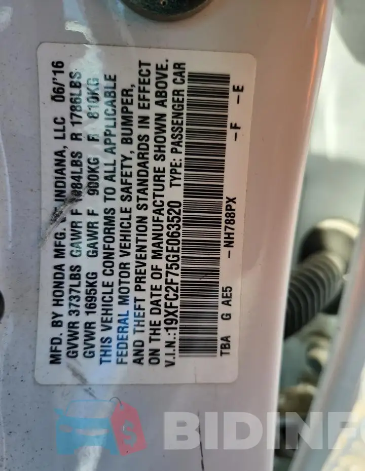 19XFC2F75GE063520 Photo# 12