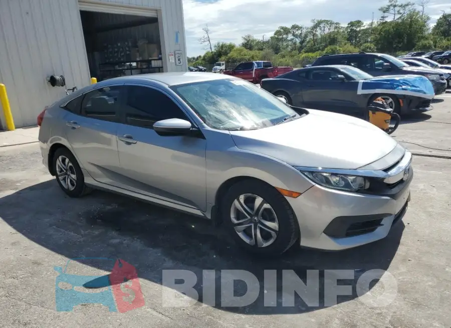 2HGFC2F56HH500107 Photo# 4