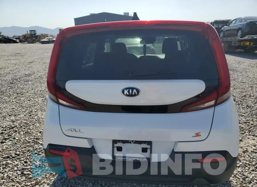 KNDJ23AU9M7753704 Photo# 6