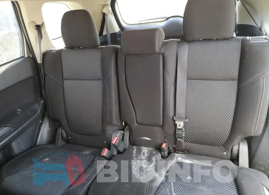 JA4AD2A39LZ042383 Photo# 10