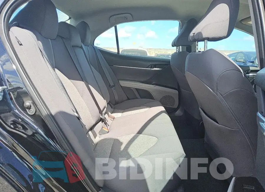4T1C11AK2PU812432 Photo# 10