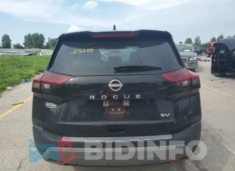 JN8BT3BAXPW420500 Photo# 6