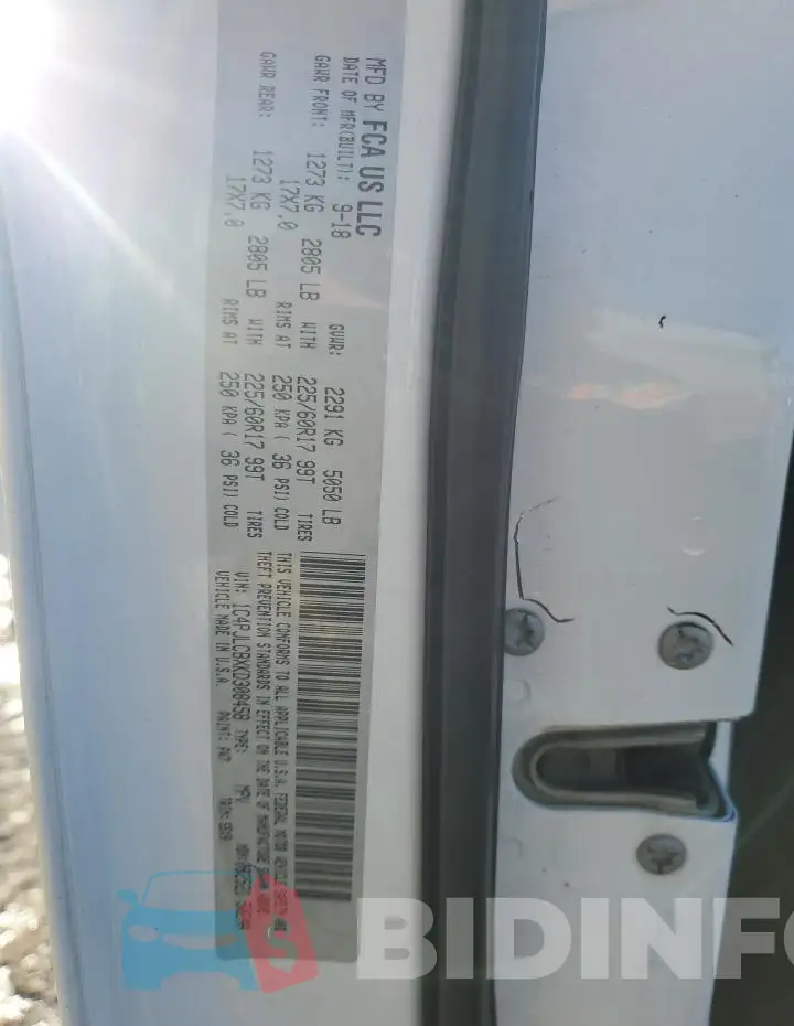 1C4PJLCBXKD308458 Photo# 13