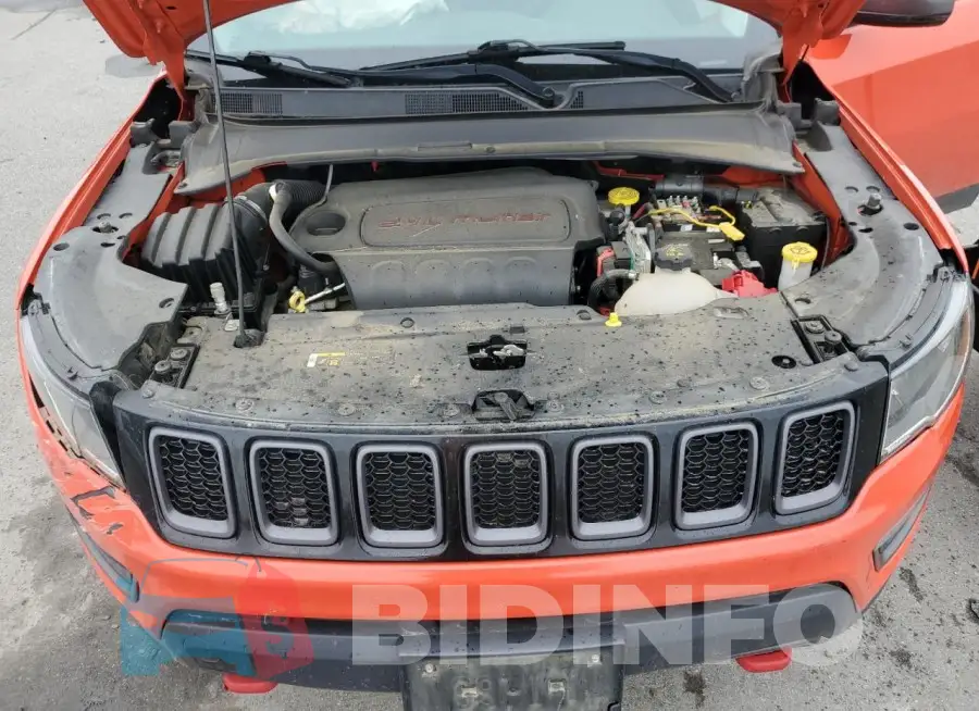 3C4NJDDB6LT123816 Photo# 12
