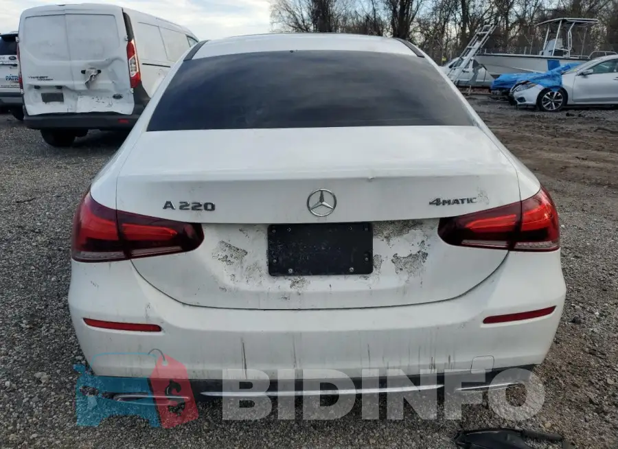 WDD3G4FB7KW005436 Photo# 6