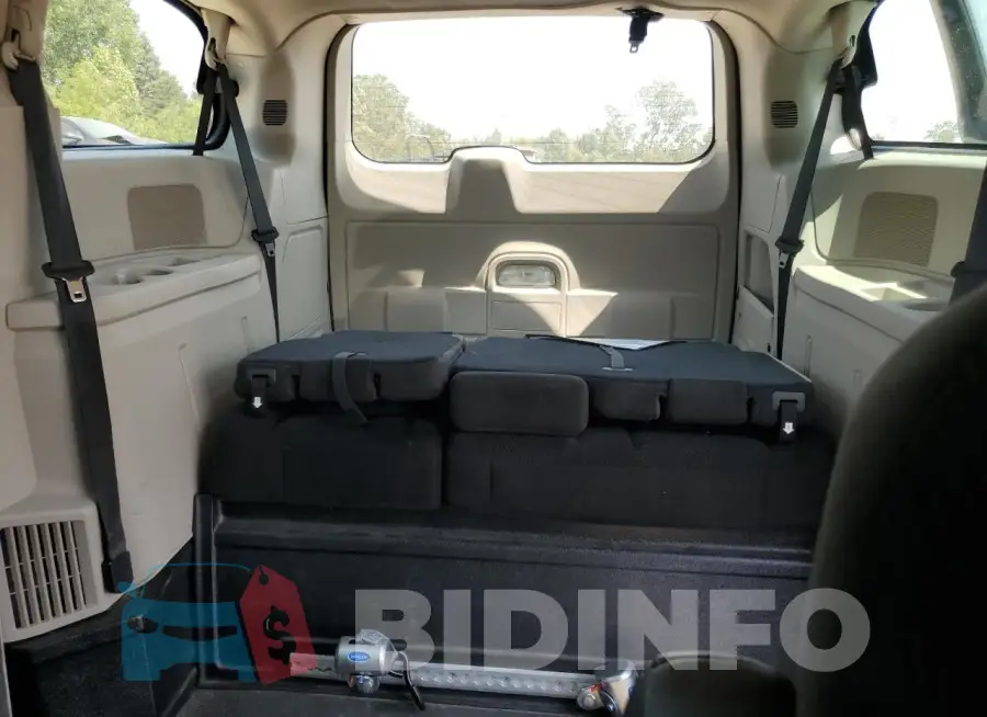 2C4RDGBGXGR169859 Photo# 10