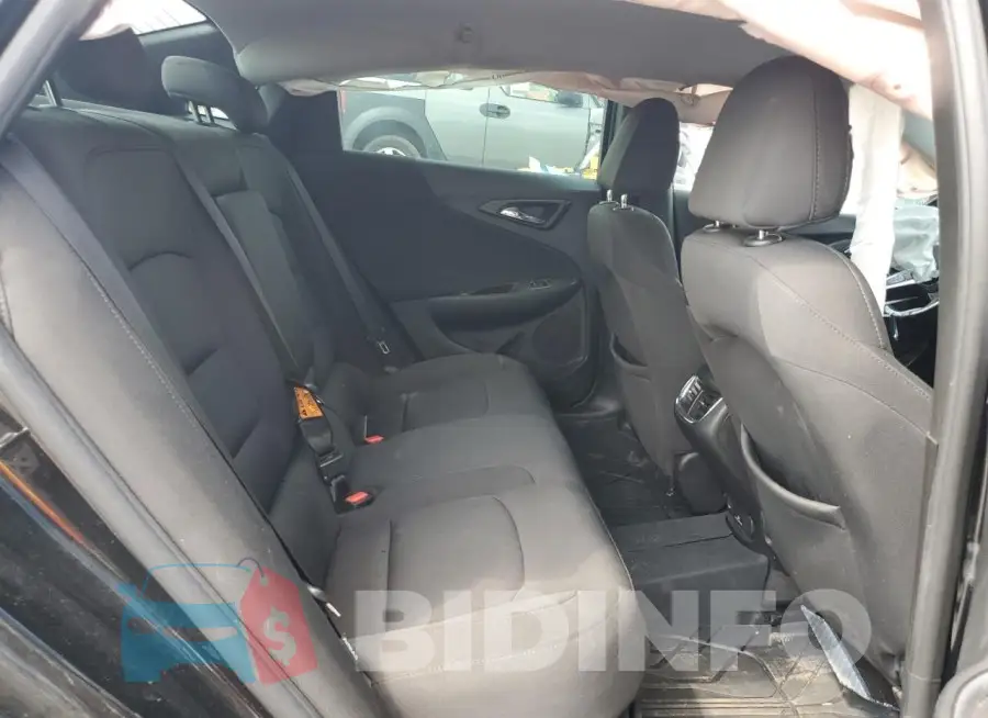 1G1ZD5ST6JF261222 Photo# 10