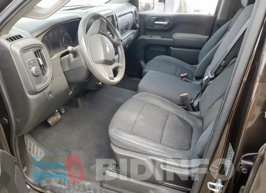 1GCRWBEF5KZ268037 Photo# 7