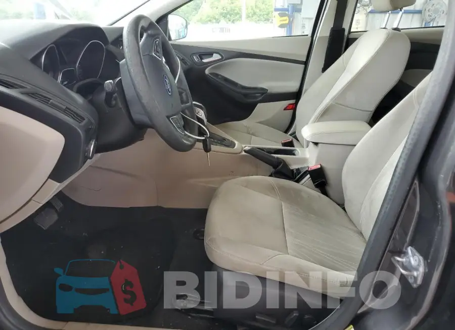 1FADP3F27GL232570 Photo# 7